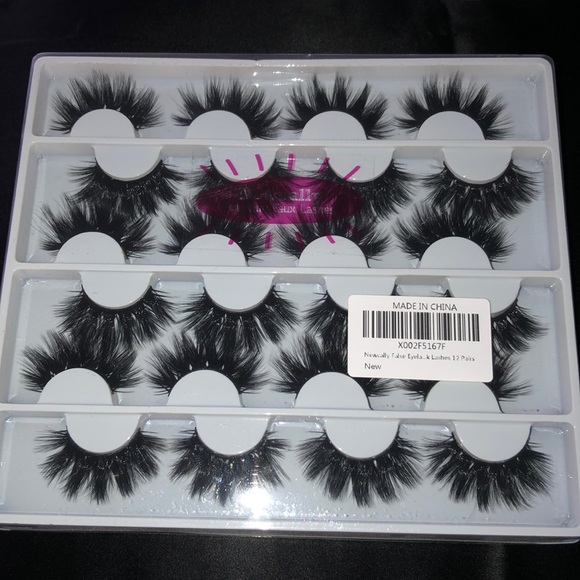 Dramatic Lashes. ‼️SOLD‼️ - Picture 5 of 5